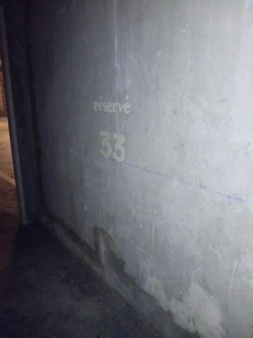 T2- 40 M2- Place Parking Souterrain -Fibre Limoges Zewnętrze zdjęcie